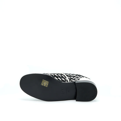 Chanel Size 39 Patent Black/White Loafer