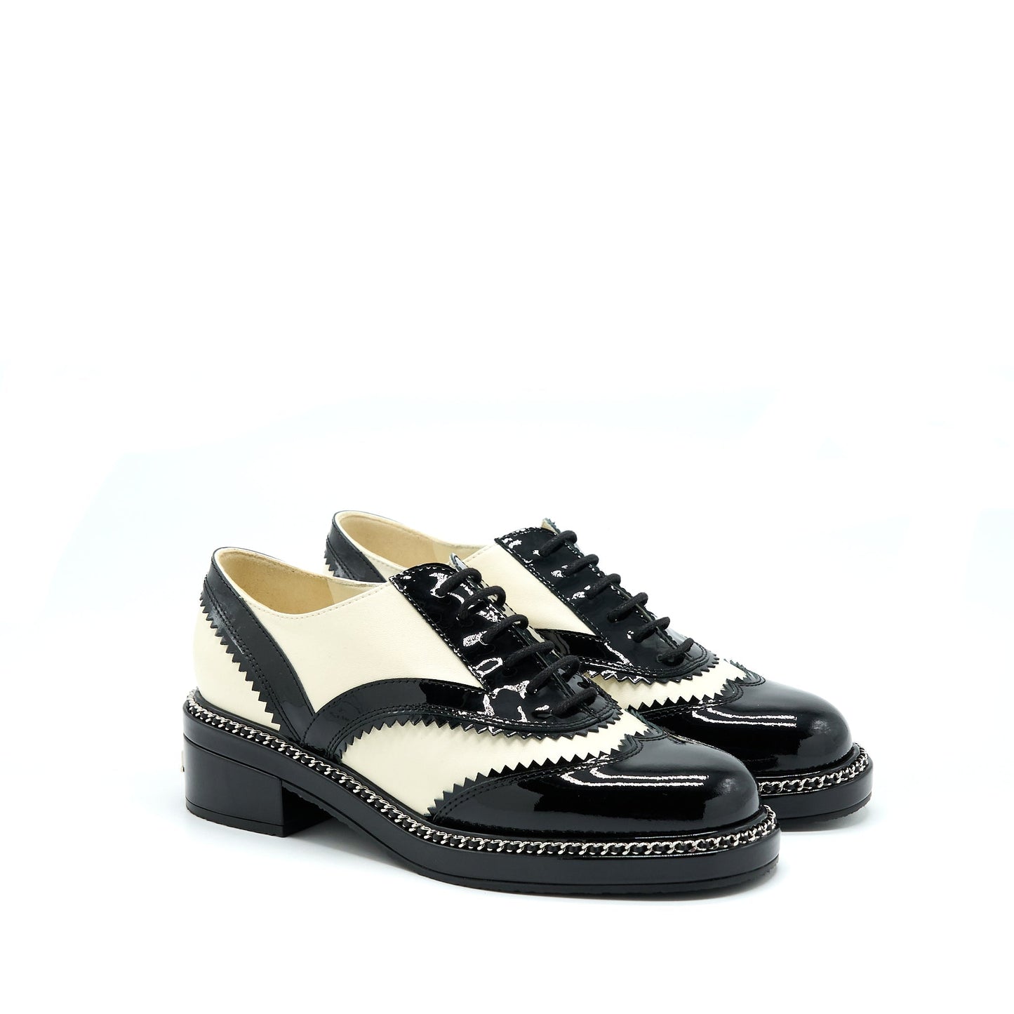 Chanel Size 38.5 Patent/Lambskin Black/White Loafer