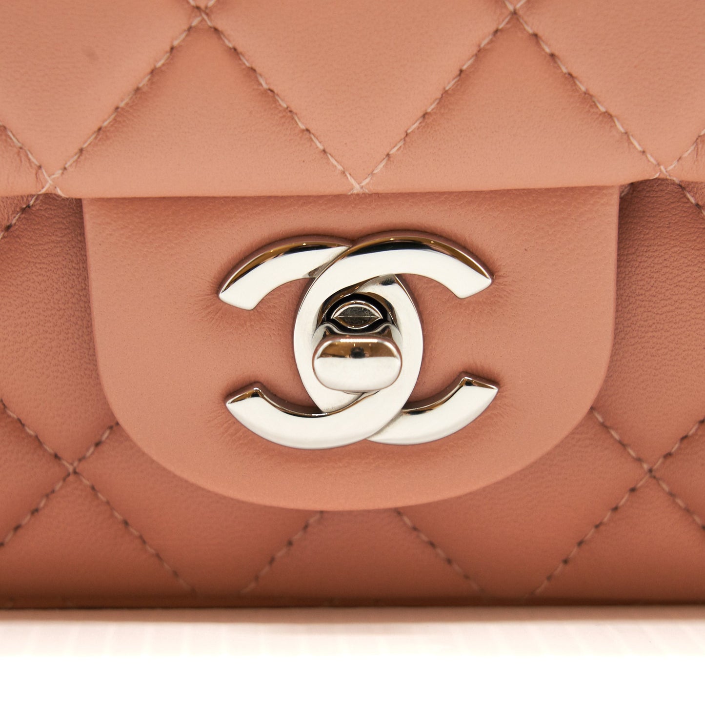 Chanel Mini rectangular Flap bag Lambskin pink SHW
