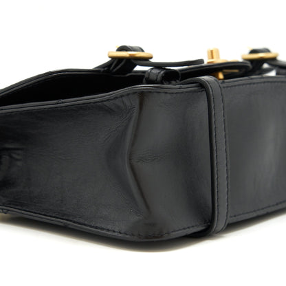 Chanel 21B Messenger Bag Calfskin Black GHW