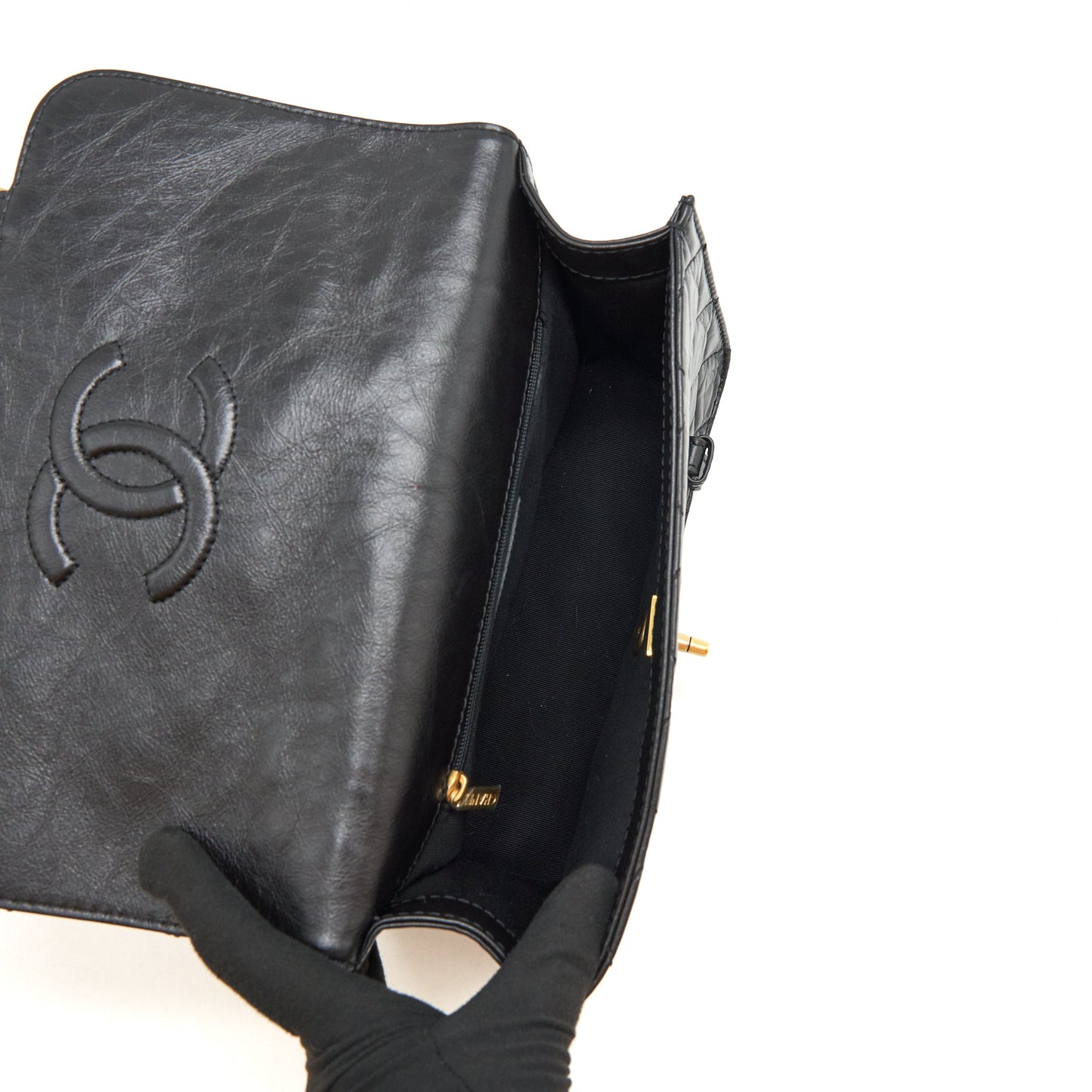 Chanel 21B Messenger Bag Calfskin Black GHW