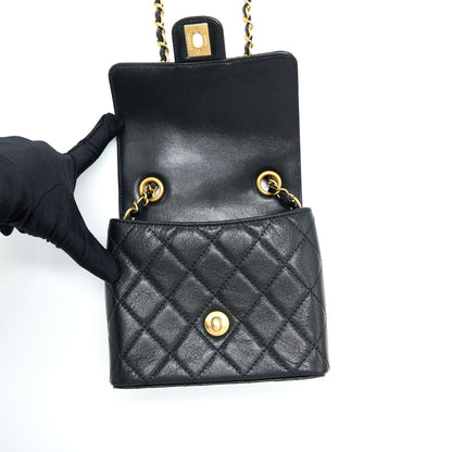 Chanel 22K Retro Classic New Mini Square Flap Bag Goatskin Black GHW(Microchip)