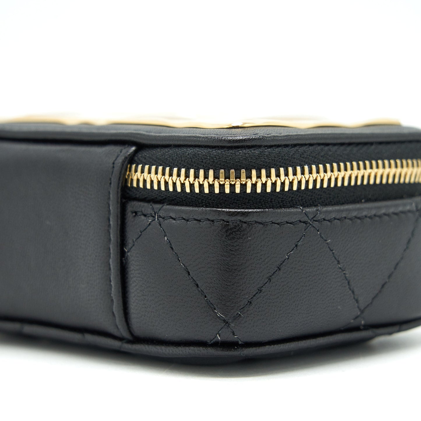 Chanel 21K Mini Clutch With Chain Black GHW