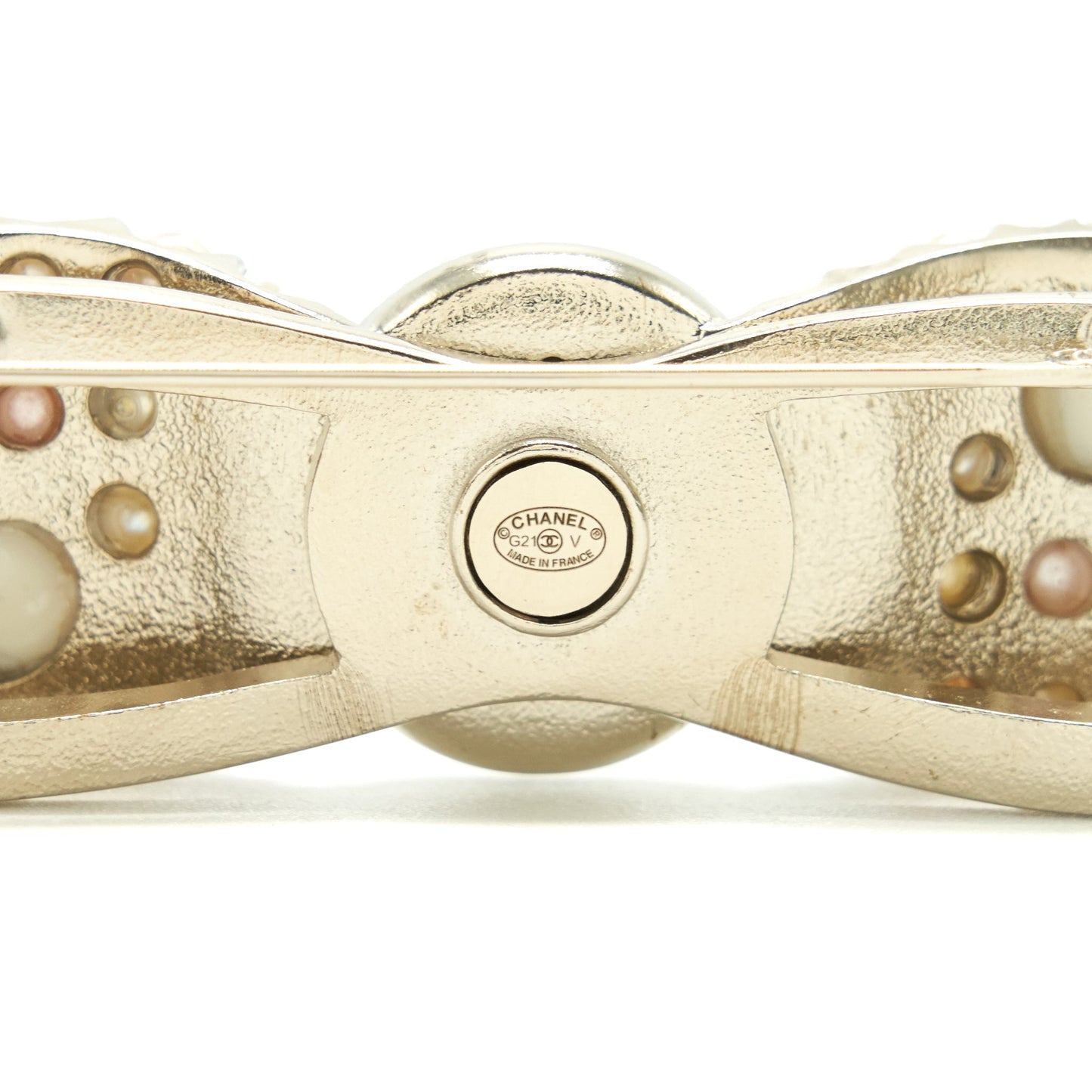 Chanel 21V Pearly Bow Brooch