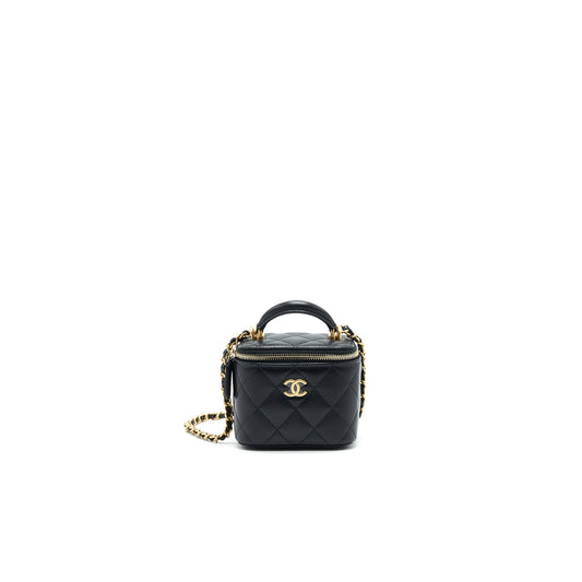 Chanel 21A Top Handle Vanity with Chain Black GHW