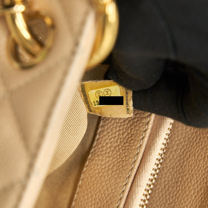 CHANEL CAVIAR GRAND SHOPPING TOTE GST IN BEIGE GHW