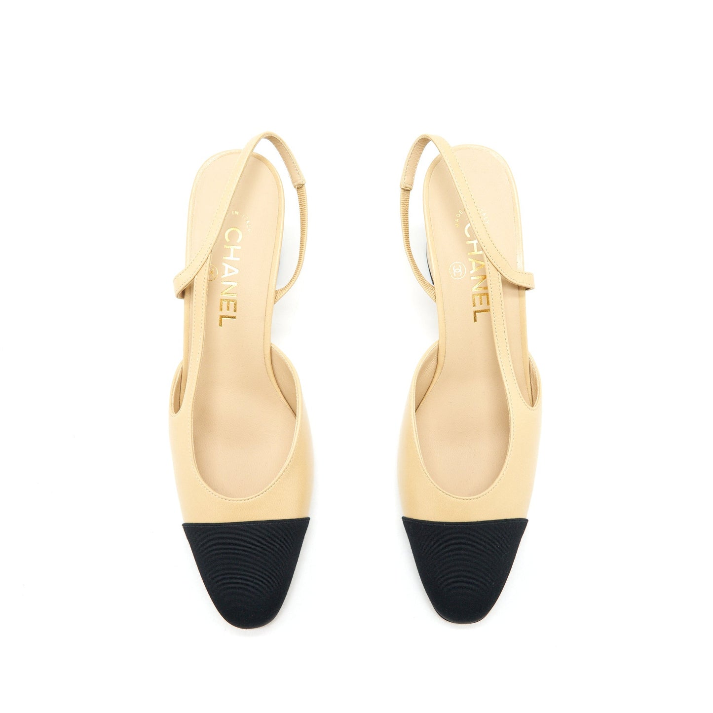 Chanel size 39 Slingback Pumps Beige / Black