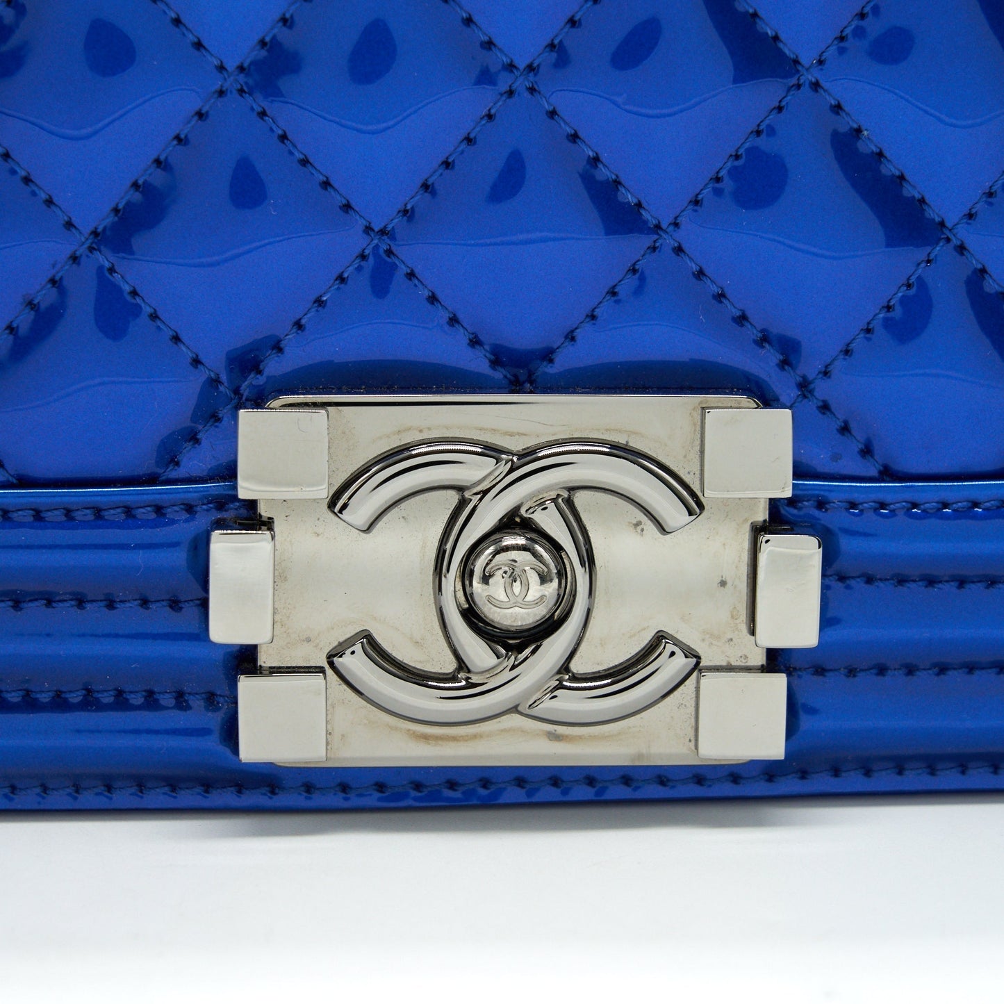 CHANEL MEDIUM LE BOY BAG IN METALLIC BLUE SHW