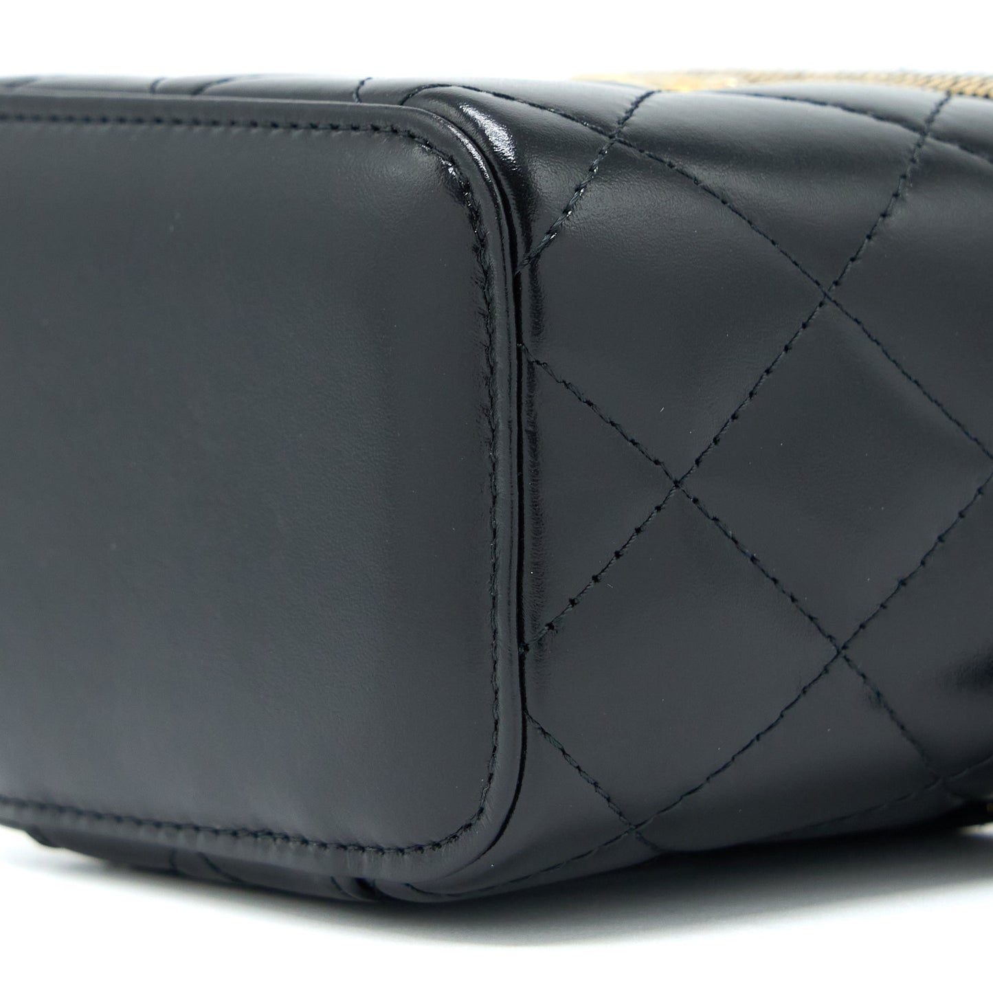Chanel 21A Gold Crush Mini Vanity Case Calfskin Black Brushed GHW