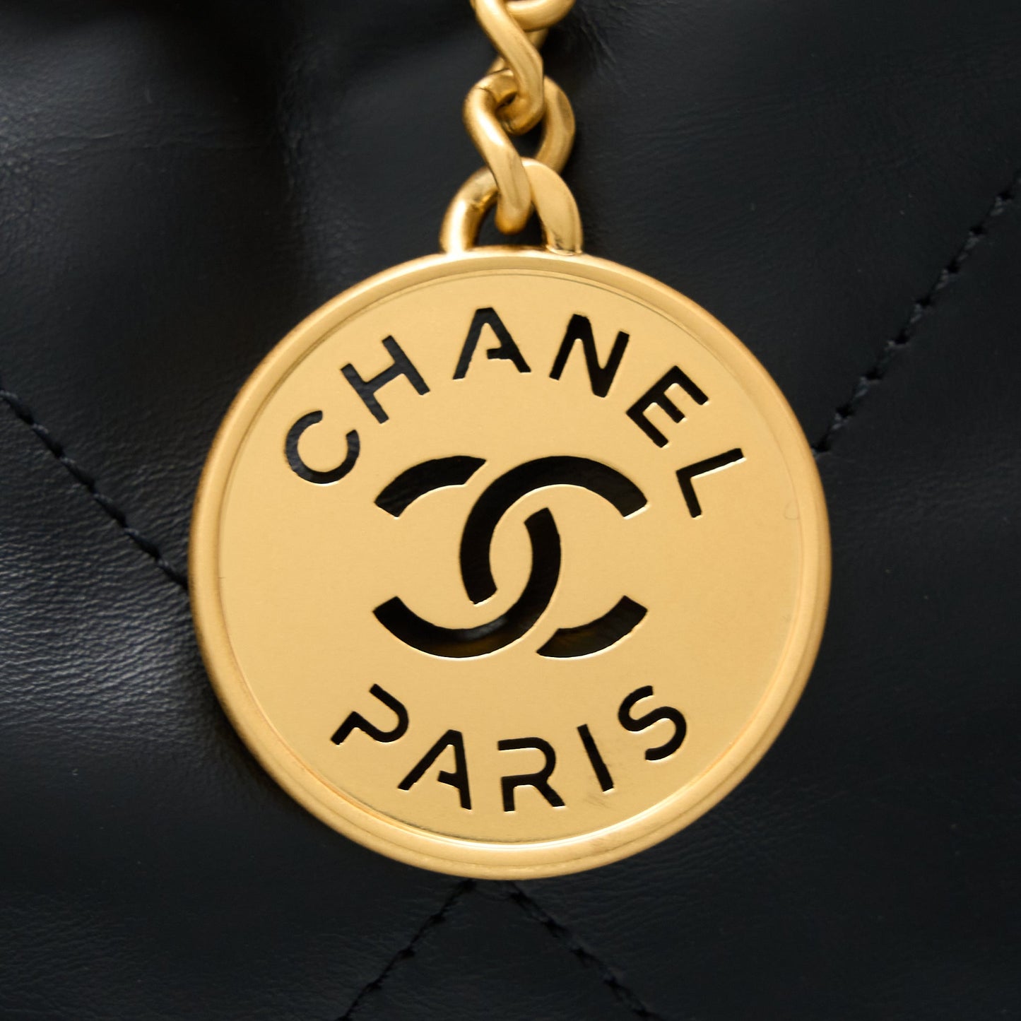 Chanel 22 Bag Medium Shiny Calfskin Black GHW (Microchip)