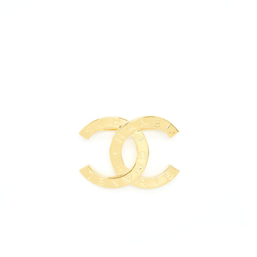 Chanel CC logo with letter brooch LGHW