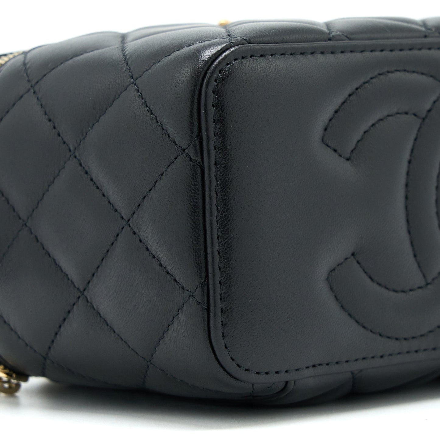 Chanel 22k Leather Chain Top Handle Long Vanity Case Lambskin Black Brushed GHW