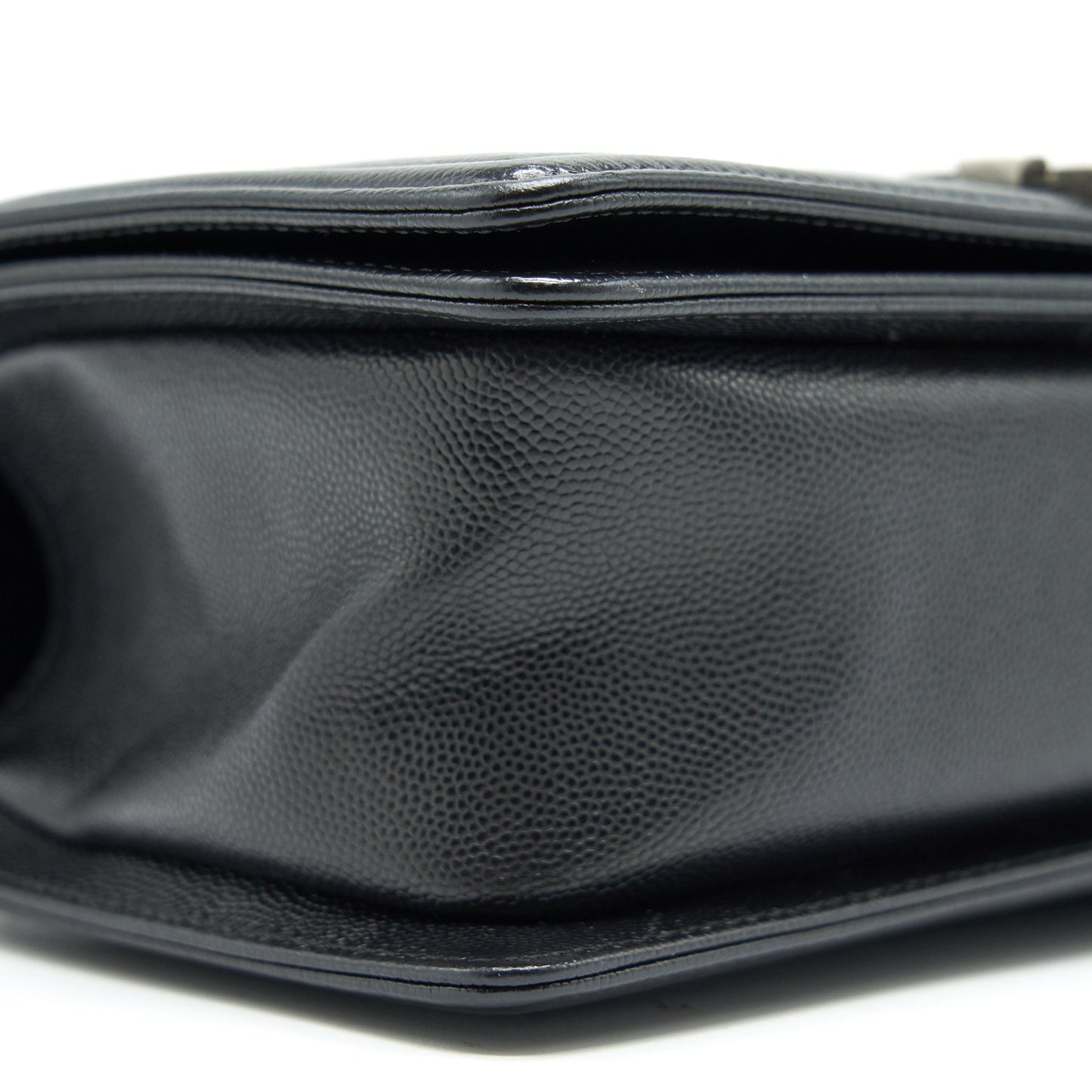 CHANEL MEDIUM BOY CHANEL HANDBAG CAVIAR BLACK SHW