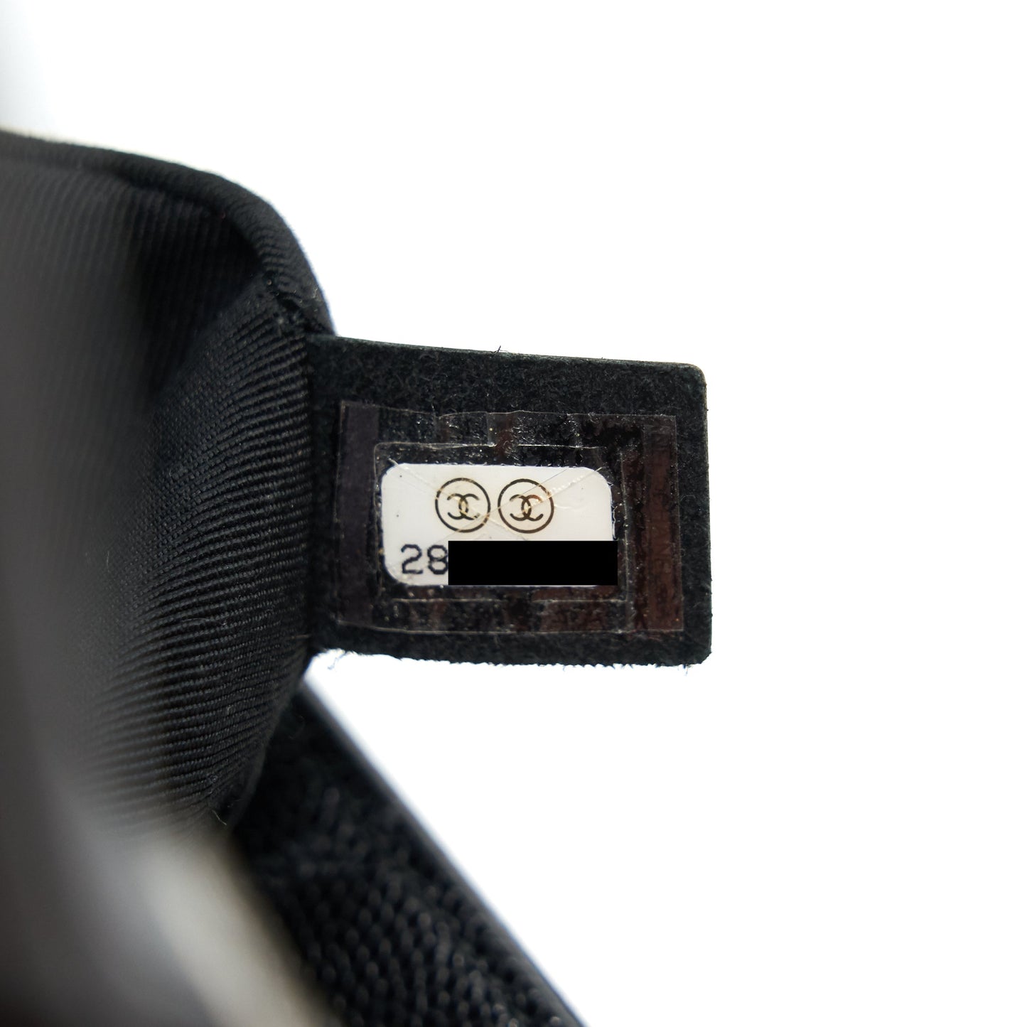 CHANEL MEDIUM BOY CHANEL HANDBAG CAVIAR BLACK SHW