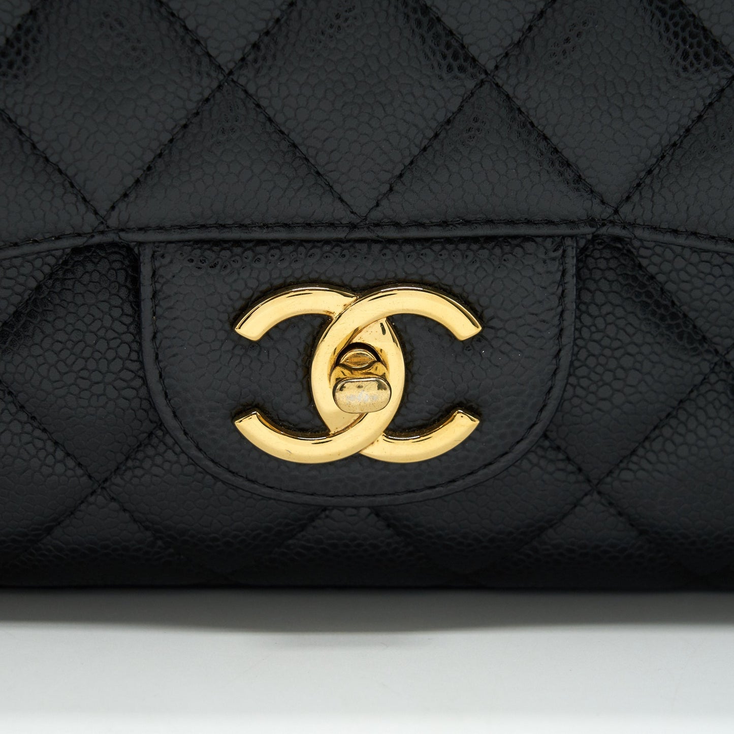 CHANEL CAVIAR MAXI IN BLACK GHW