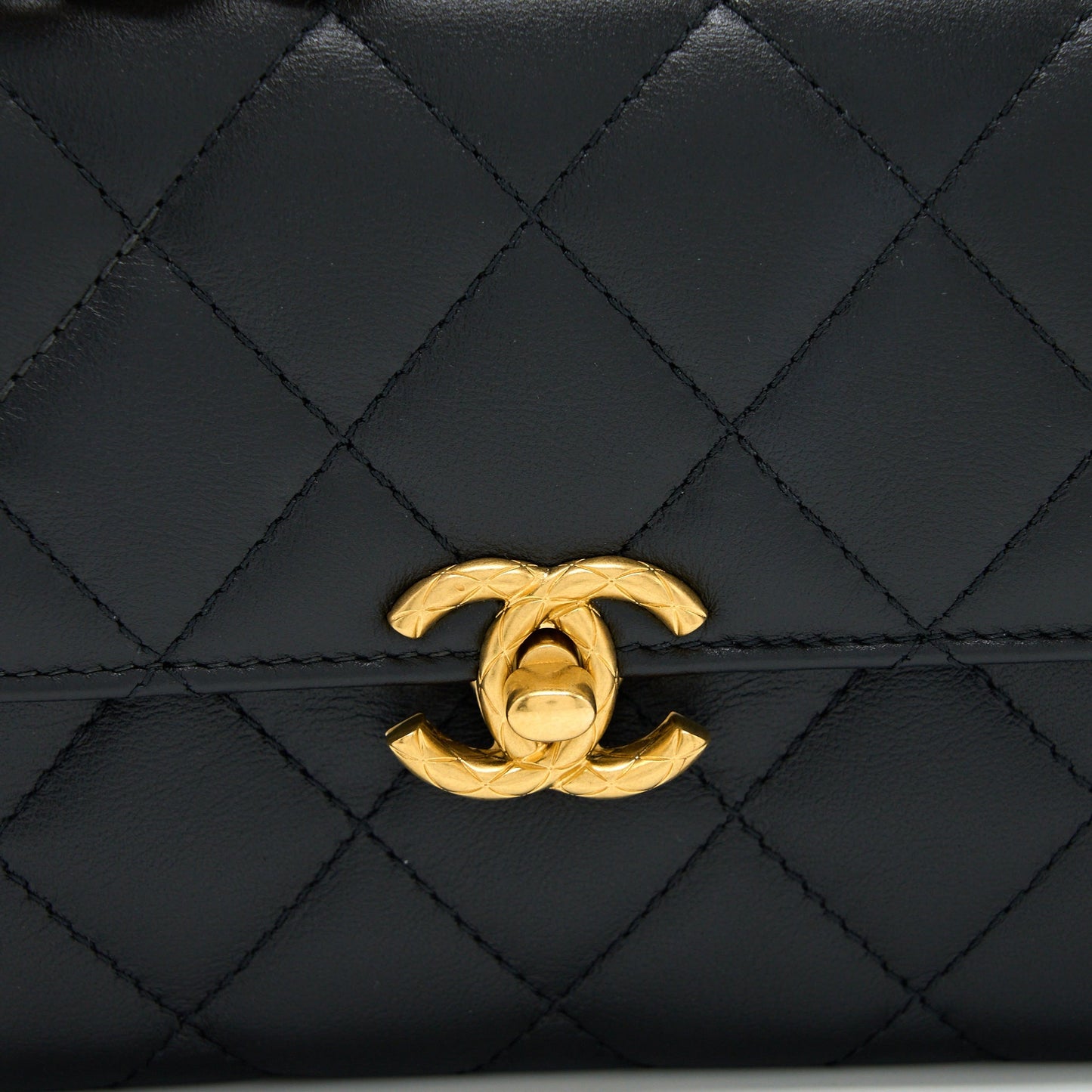 Chanel 22S Seasonal Flap Bag Calfskin Black Brushed GHW