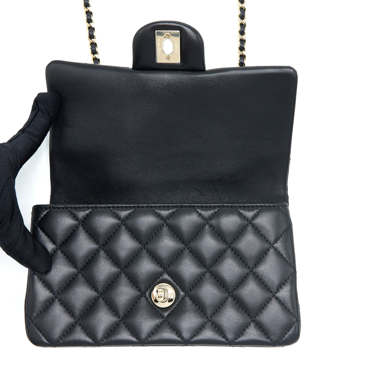 Chanel 22P lion charm Top Handle Mini Rectangular flap bag Lambskin Black LGHW (Microchip)