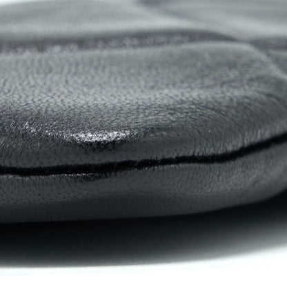 Chanel 19 Clutch Lambskin Black GHW