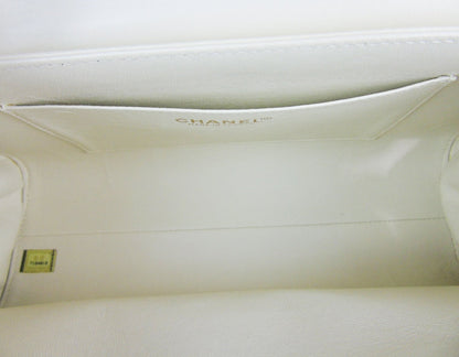 CHANEL pale cream leather quilted flapbag mademoiselle lock