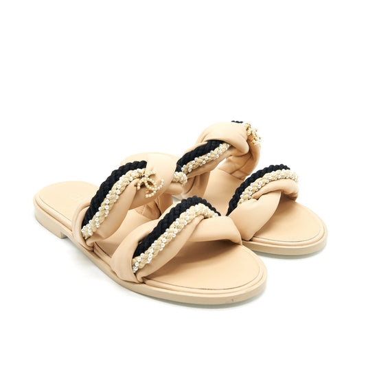 Chanel 19S Mule Beige/ Black Size37C