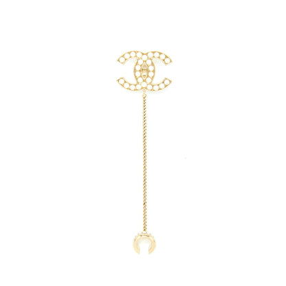 Chanel Pearl CC Logo Ear Clip
