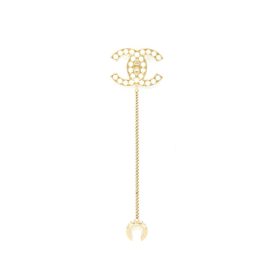 Chanel Pearl CC Logo Ear Clip