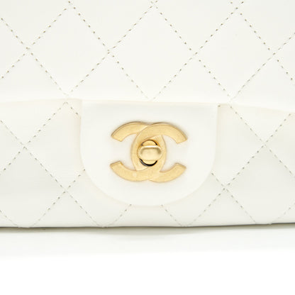 Chanel 21B Pearl Crush Square mini flap Bag Lambskin White GHW