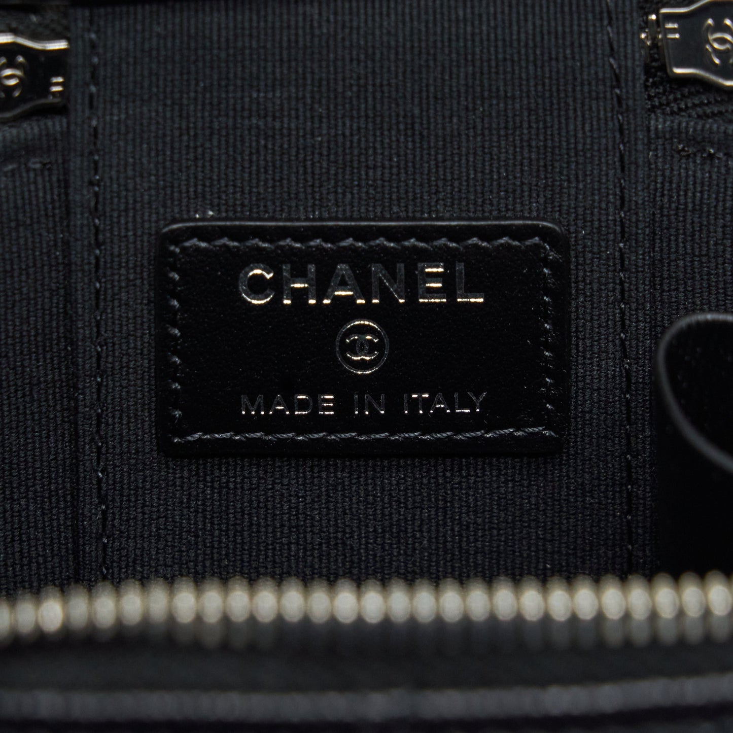 Chanel 22S Mini Vanity With Coco Giant Chain Caviar Black SHW
