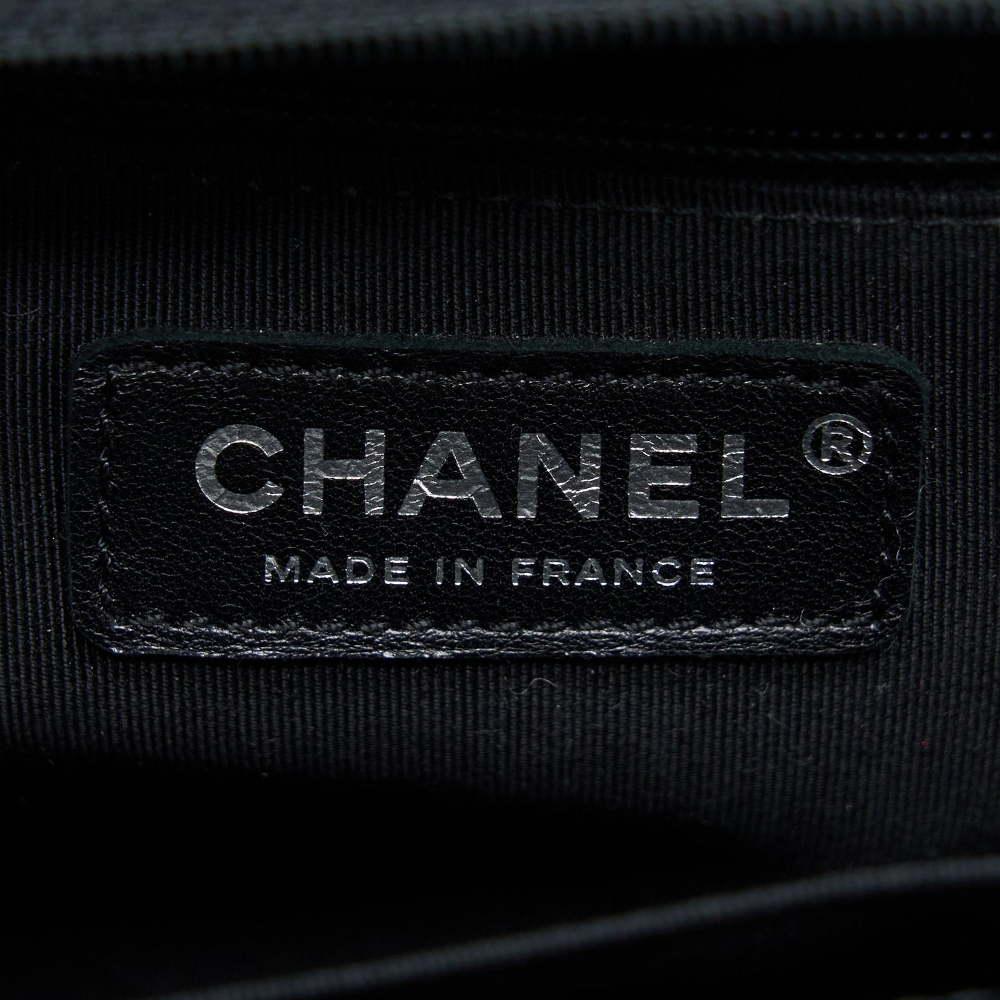 Chanel New Medium 28cm Boy Bag Caviar Black Ruthenium SHW