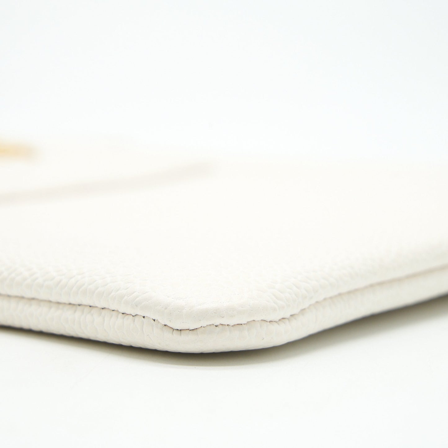 Chanel Seasonal Zippy Pouch Caviar White GHW