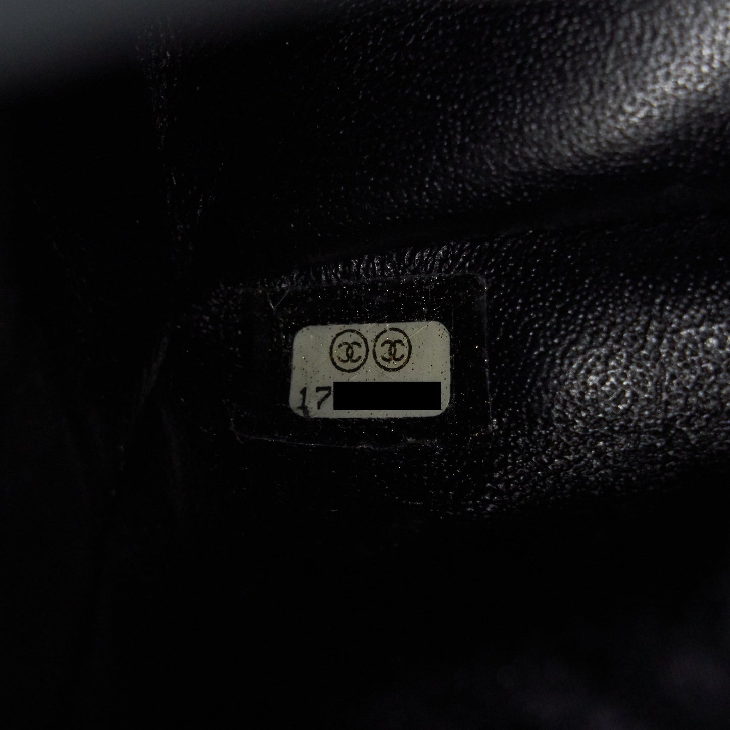 CHANEL 2.55 226 REISSUE BAG IN CAVIAR BLACK SHW
