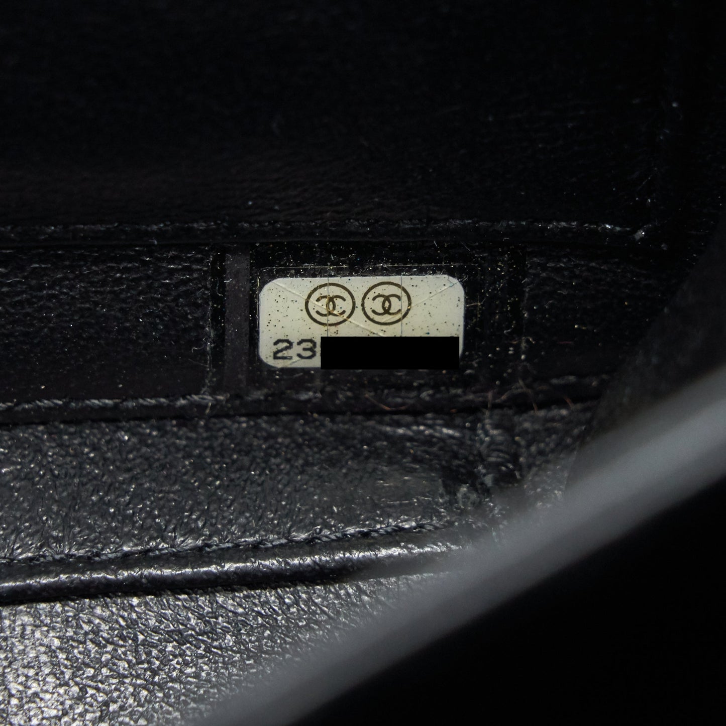 CHANEL VANITY CASE IN SMALL NAVY