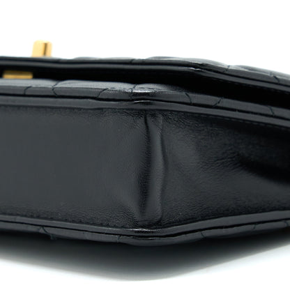 Chanel 21S Wallet On Chain With Pearl/CC logo Round Handle Lambskin Black Brushed GHW