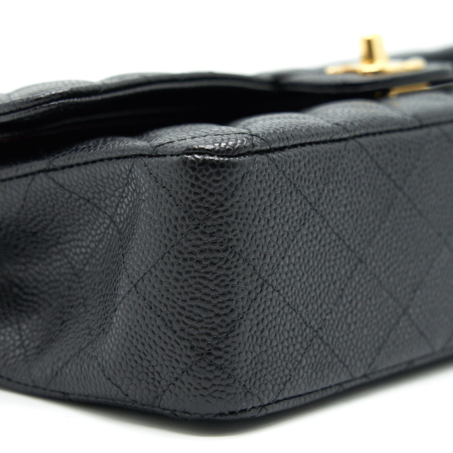 CHANEL MEDIUM CLASSIC DOUBLE FLAP BAG CAVIAR BLACK GHW