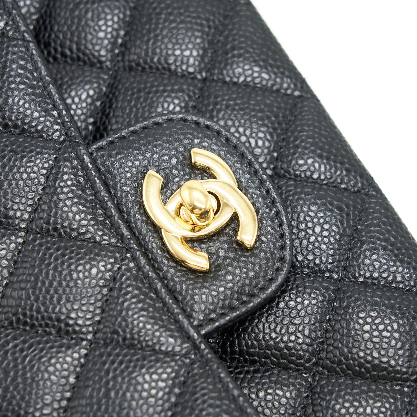 CHANEL MEDIUM CLASSIC DOUBLE FLAP BAG CAVIAR BLACK GHW