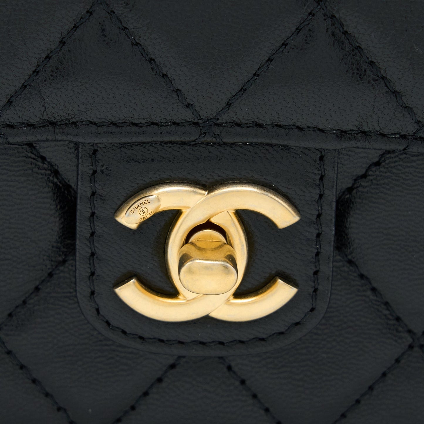 Chanel 22K Retro Classic New Square Mini Flap Bag Goatskin Black GHW (Microchip)