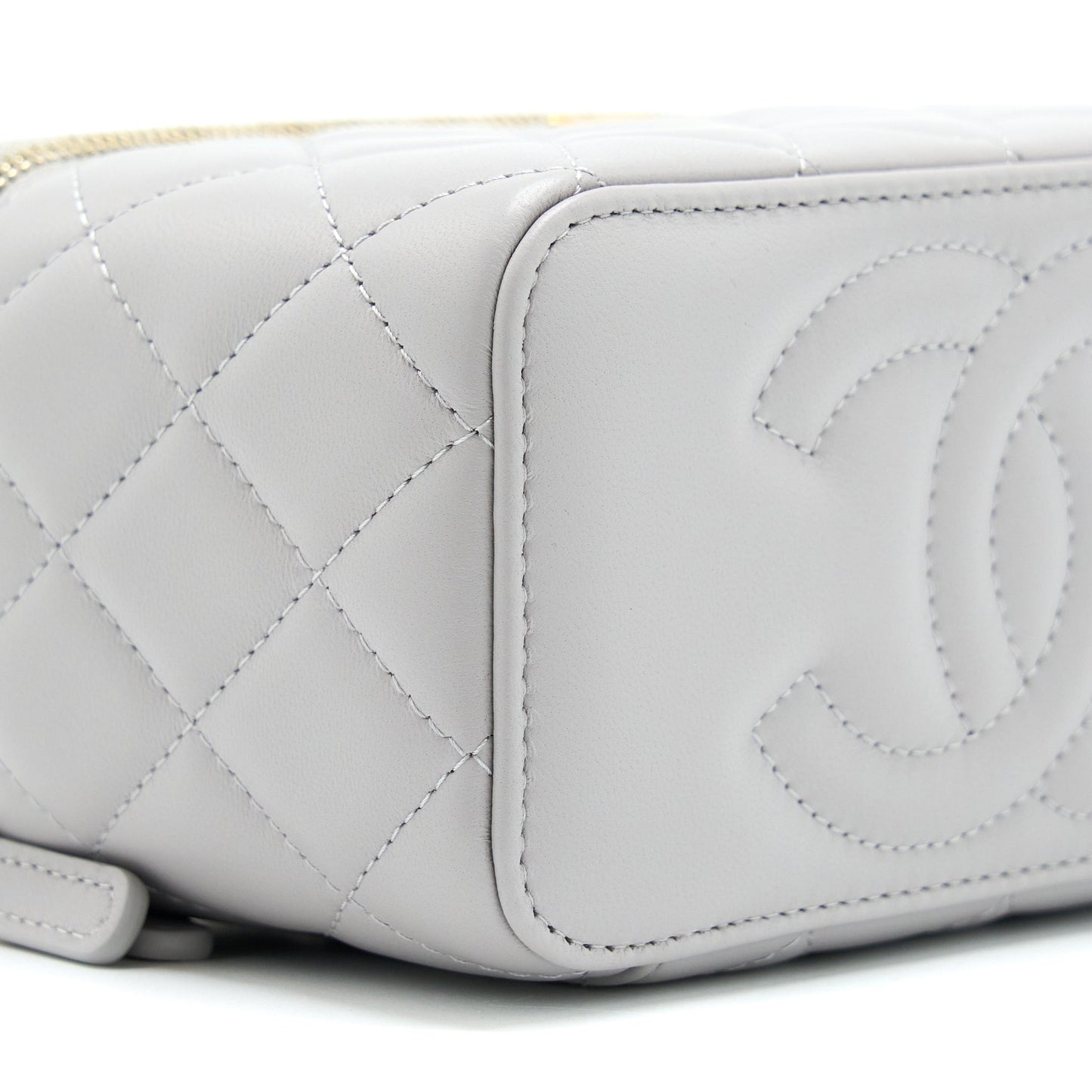 Chanel 22B Pearl Crush Long Vanity With Chain Lambskin Grey GHW