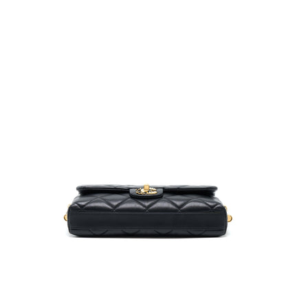 Chanel 21A Quilted Detailed Logo Flap Bag Lambskin Black GHW (Microchip)
