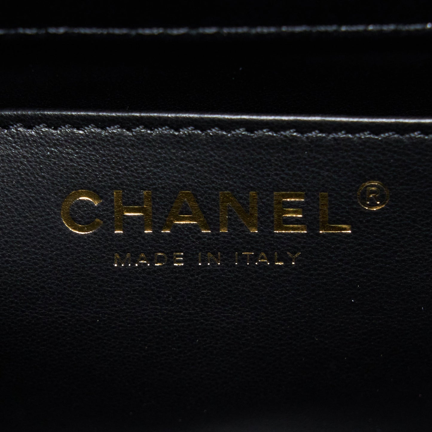 Chanel 22K Retro Classic New Square Flap Bag Goatskin Black GHW (Microchip)