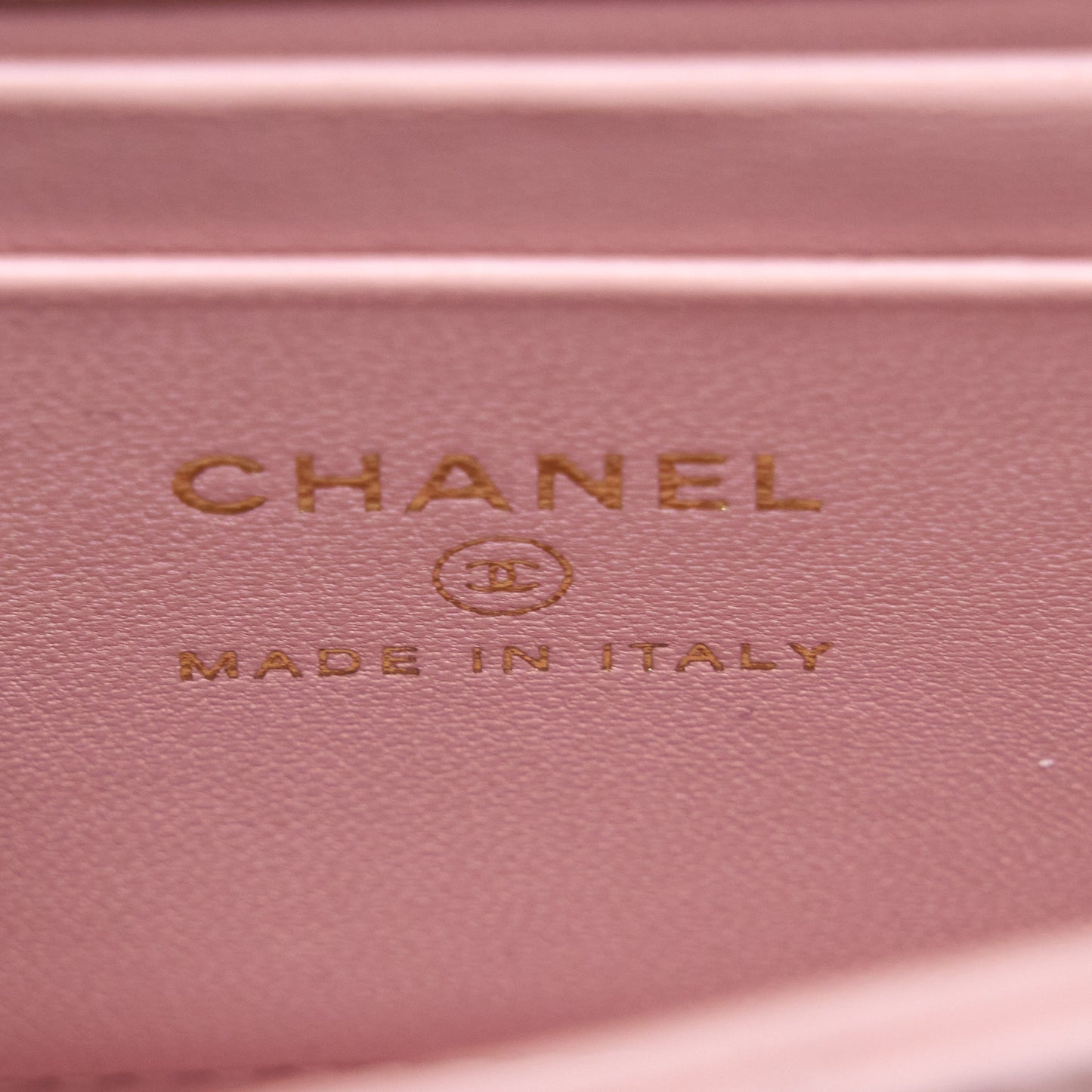 Chanel 22B Flap Bag Enamel/CC Logo Top Handle Lambskin NJ523 Light Pink Brushed GHW