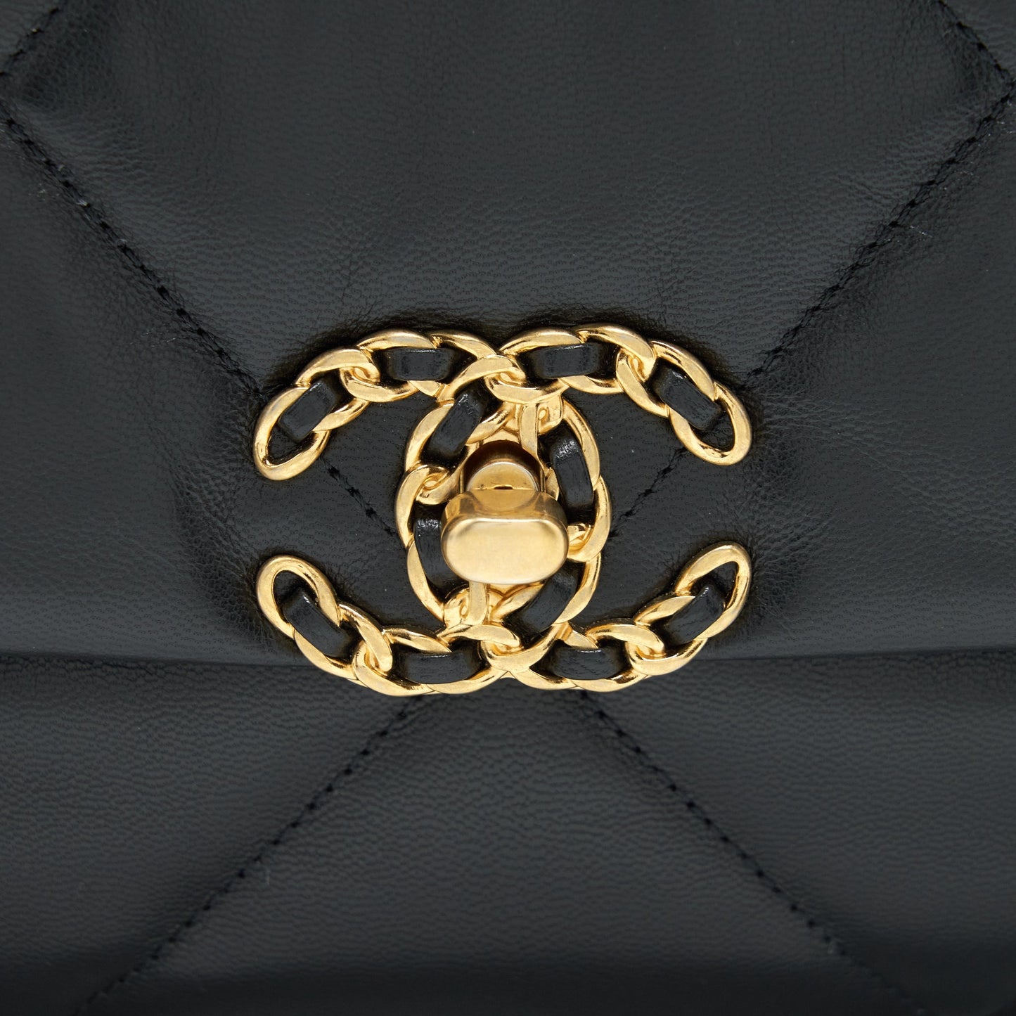 Chanel Small 19 Bag Goatskin Black With Gold/Sliver Hardware