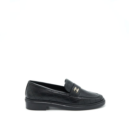 Chanel Size 37 Quilted Leather With CC Logo Loafer Black LGHW