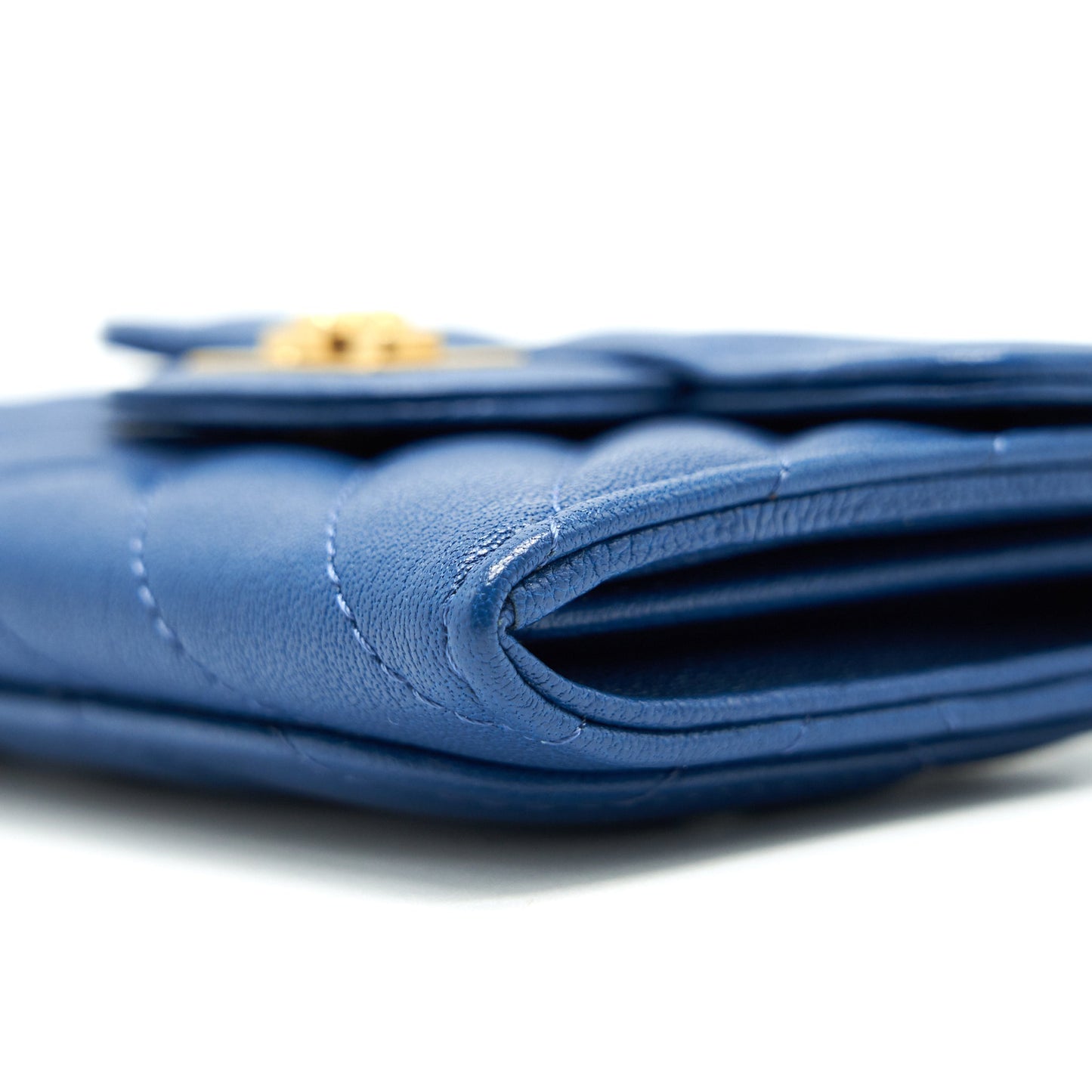 Chanel Chevron 2.55 reissue card Holder Blue GHW