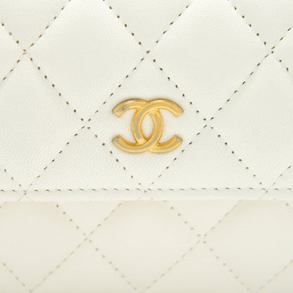 Chanel 21b Pearl crush mini flap bag with chain/belt bag white GHW