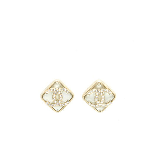 Chanel 22S Quilted CC Logo Earring Light Gold Tone