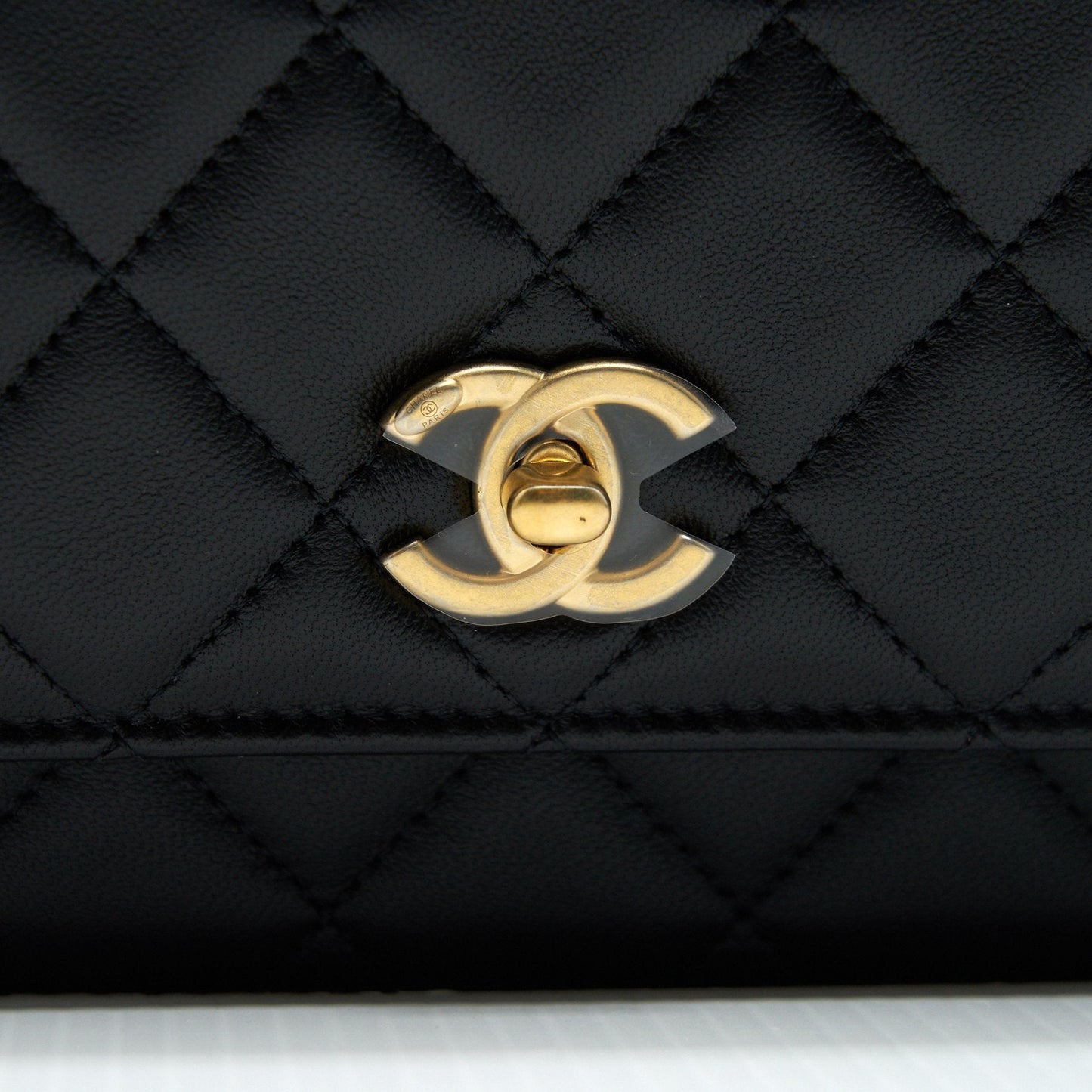 Chanel 22C Pearl Crush Wallet On Chain Black GHW (Microchip)