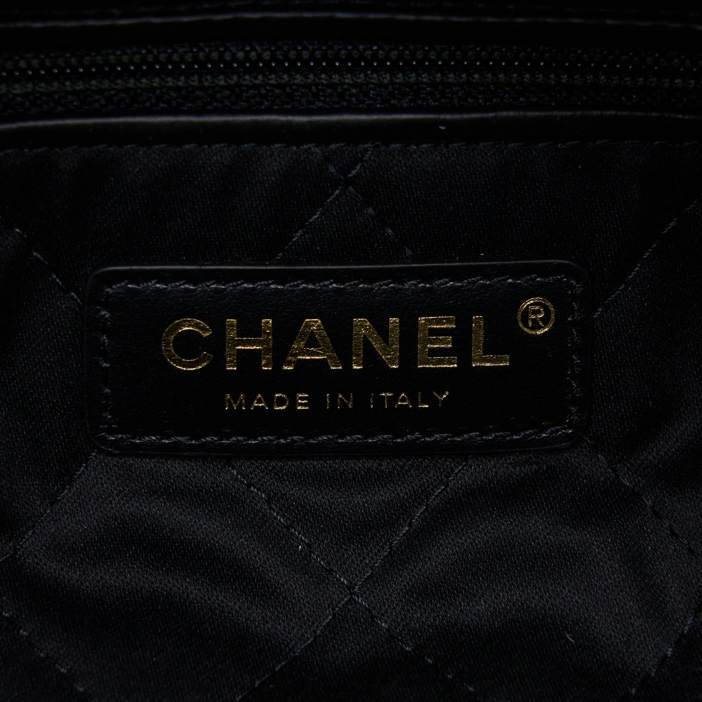 Chanel Small 22 Bag white letter Shiny Calfskin GHW (Microchip)