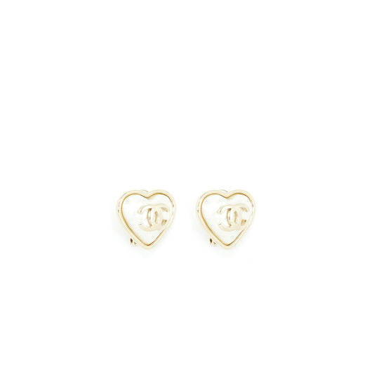 Chanel 22C Heart Earclip LGHW