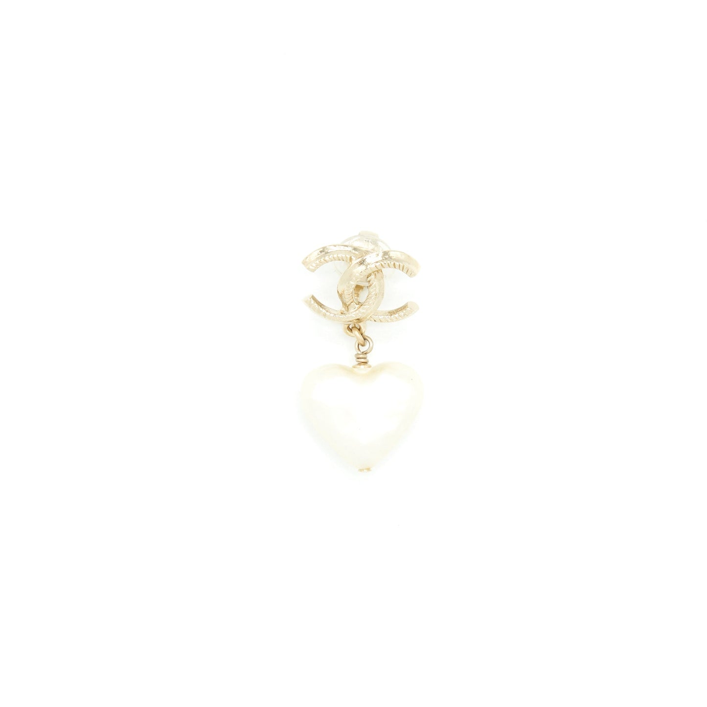 Chanel CC And Heart Earclips LGHW