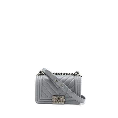 Chanel Small Boy Bag Chevron Lambskin Grey Ruthenium Hardware